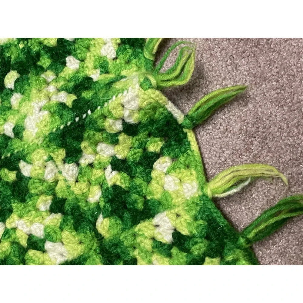 Vtg 70s Style Granny Squares Shamrock Green Crochet Throw‎ Blanket Afghan 43